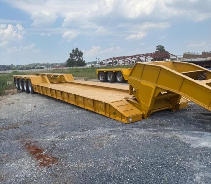 4-axle gooseneck lowbed